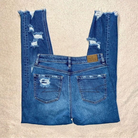 American Eagle Mom Jeans Ripped/Distressed - Picture 3 of 4